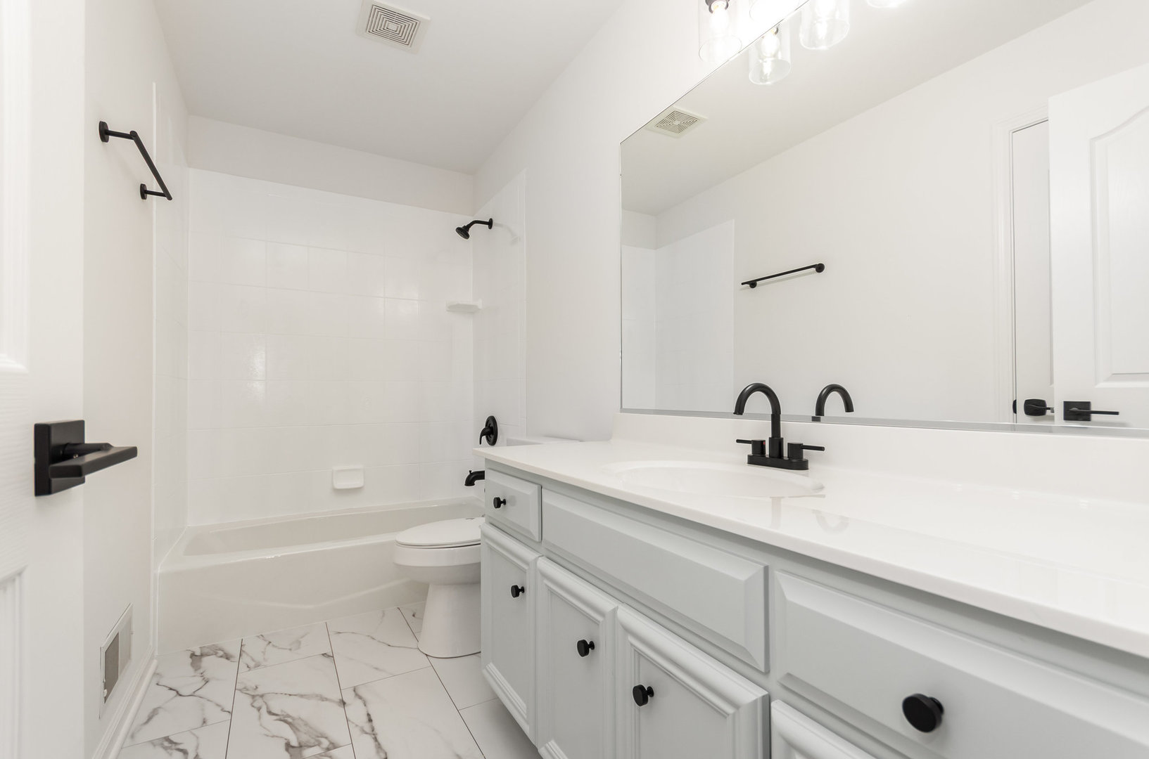 1129 Heartland Drive, Yorkville, IL 60560