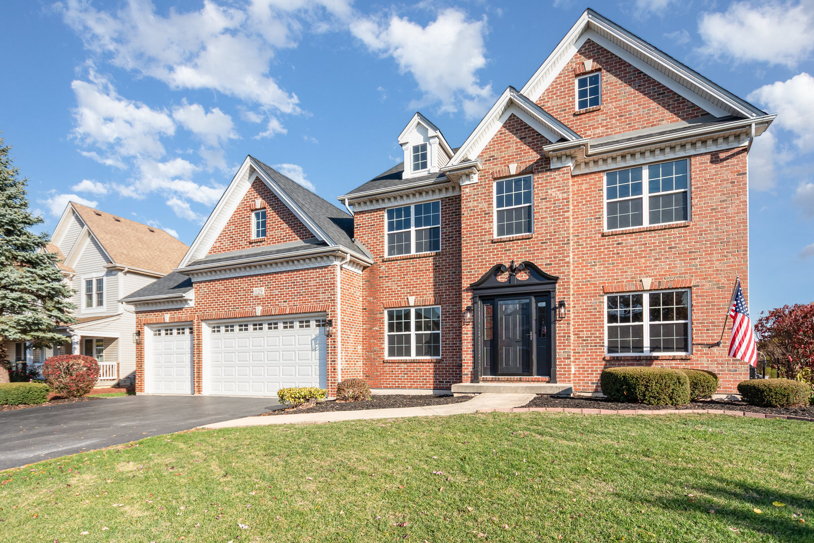 1129 Heartland Drive, Yorkville, IL 60560