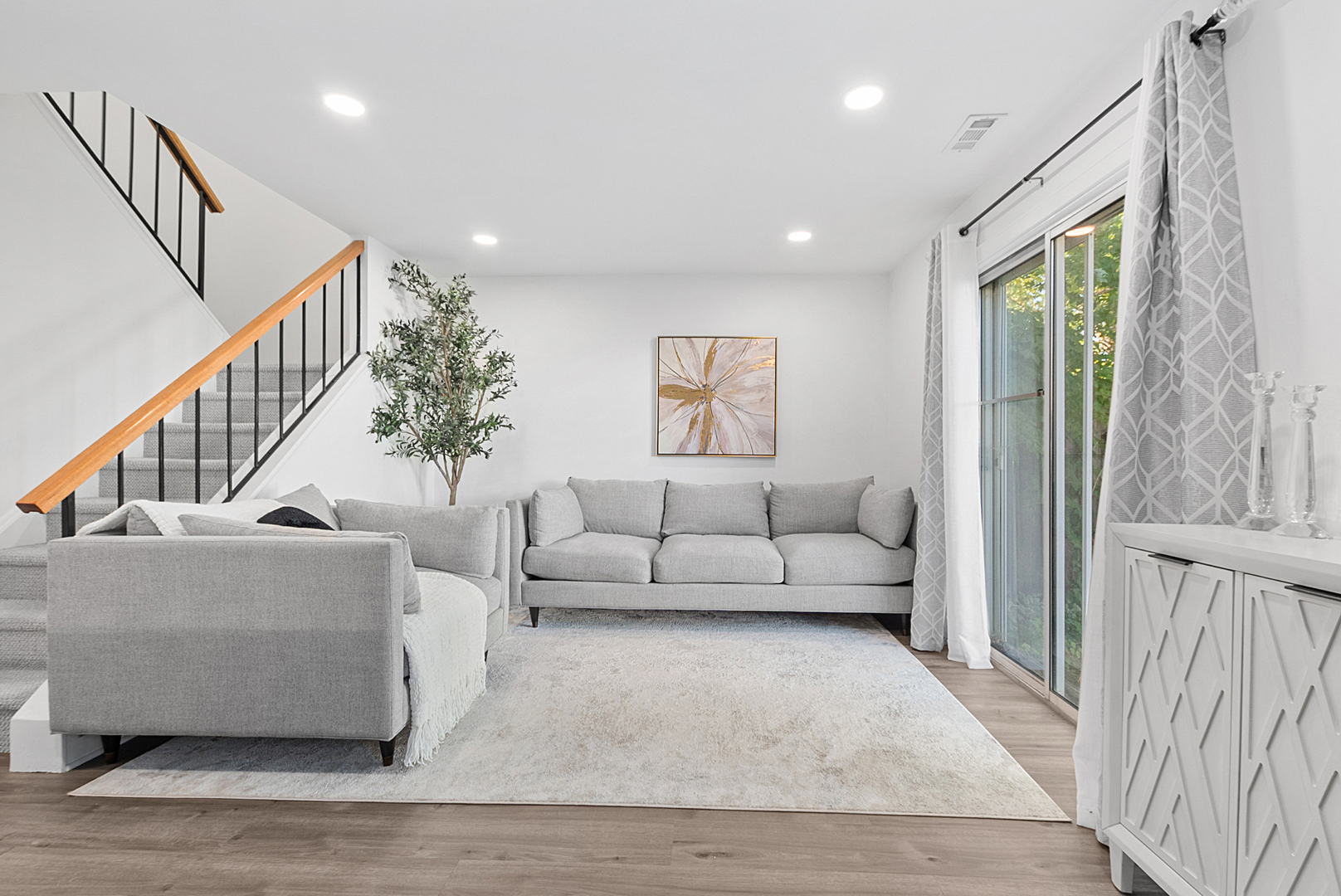 515 Dakota Court, Carol Stream, IL 60188