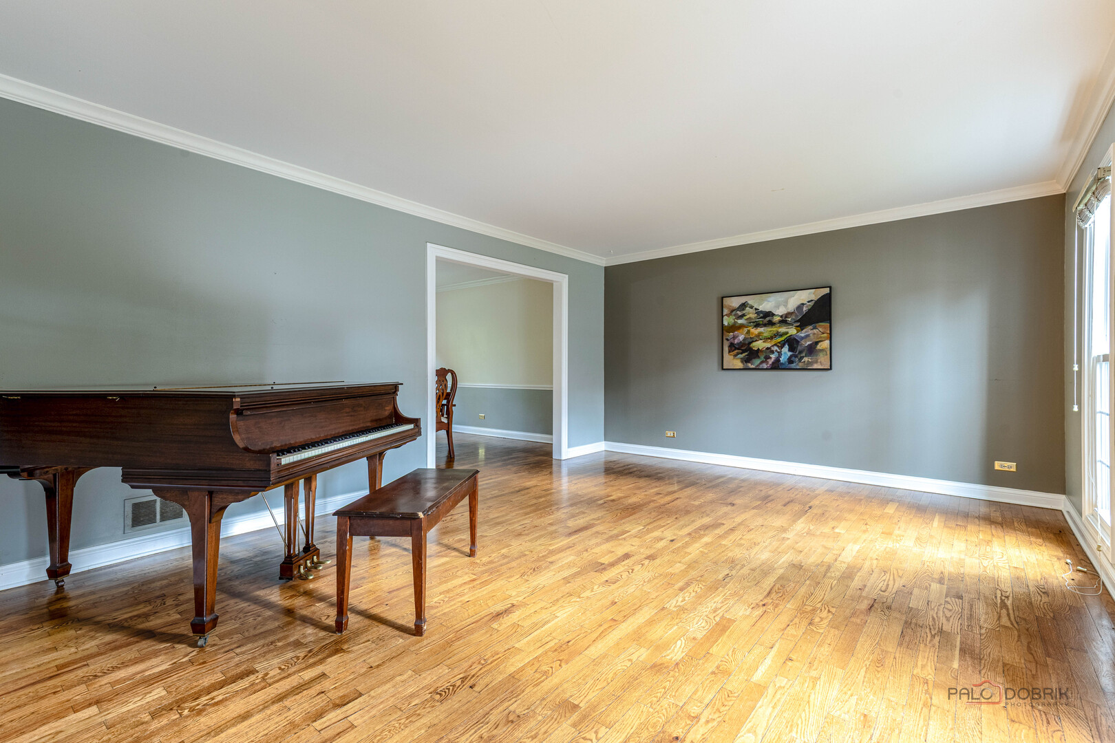 6 Robin Hood Court, Lincolnshire, IL 60069