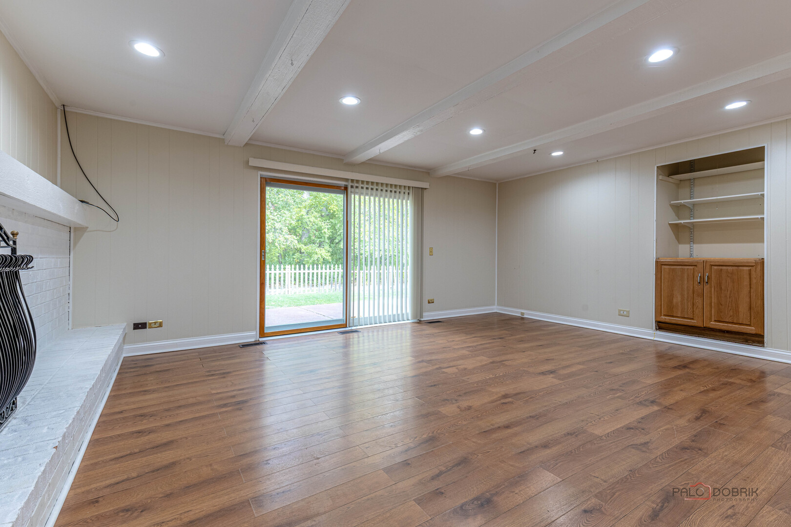 6 Robin Hood Court, Lincolnshire, IL 60069