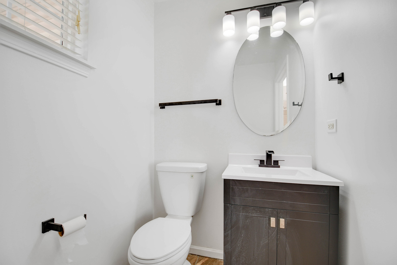 275 Clifton Lane, Bolingbrook, IL 60440