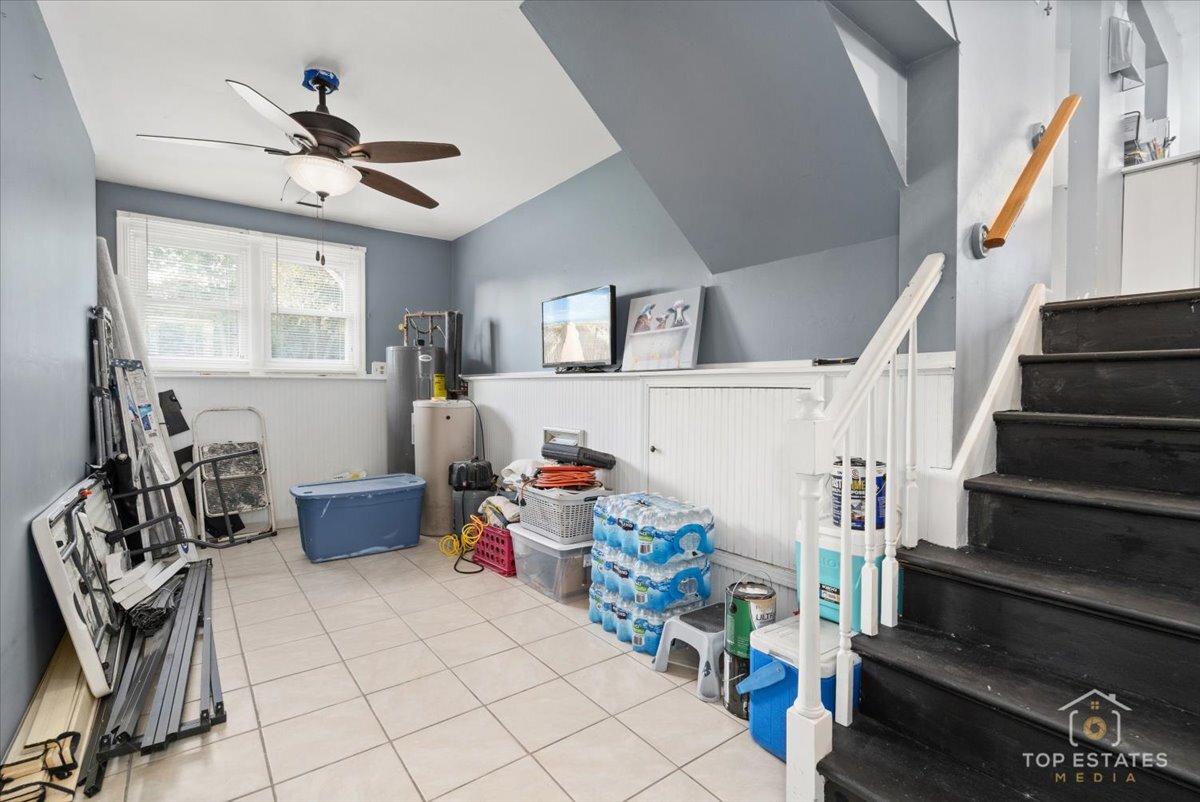 48W201 Keslinger Road, Maple Park, IL 60151