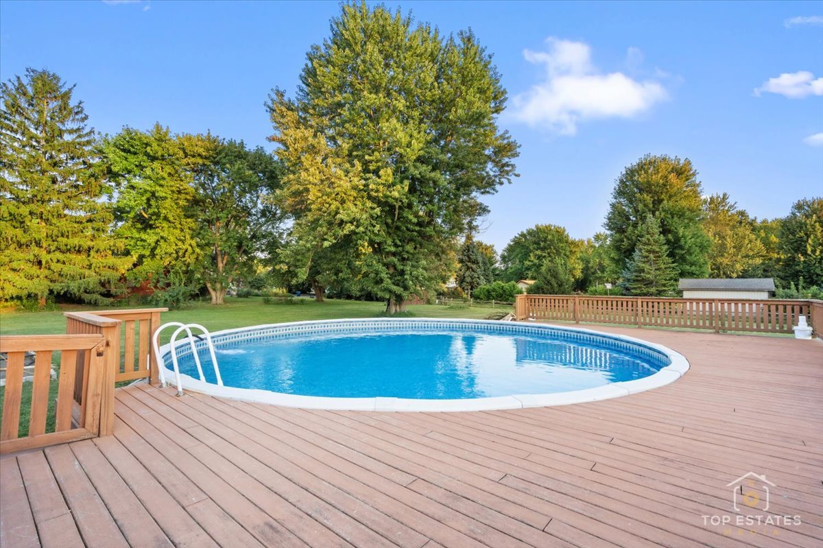 48W201 Keslinger Road, Maple Park, IL 60151