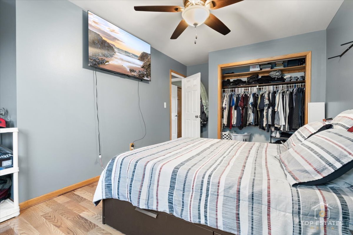 48W201 Keslinger Road, Maple Park, IL 60151