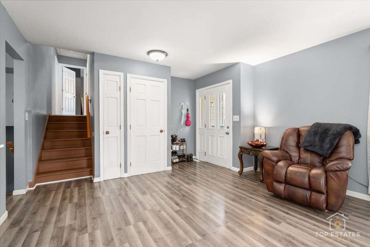 48W201 Keslinger Road, Maple Park, IL 60151