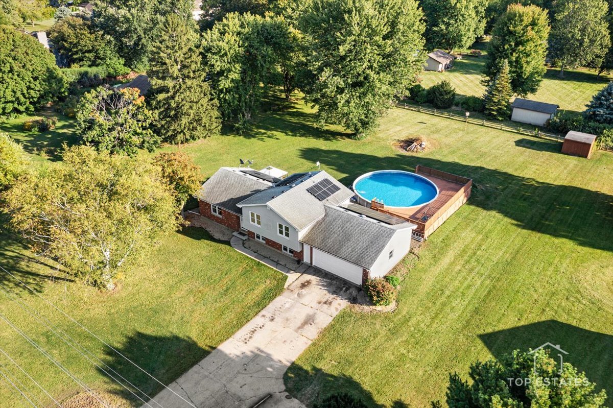 48W201 Keslinger Road, Maple Park, IL 60151