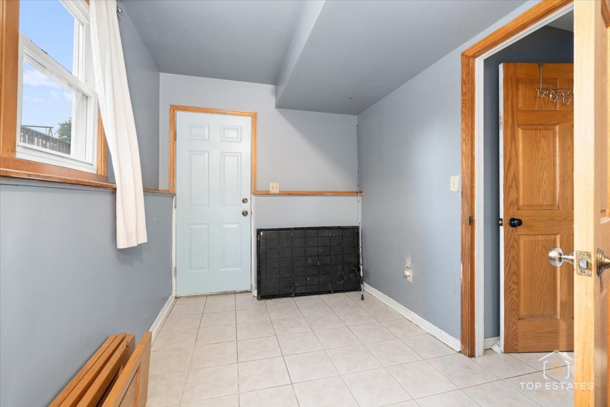 48W201 Keslinger Road, Maple Park, IL 60151