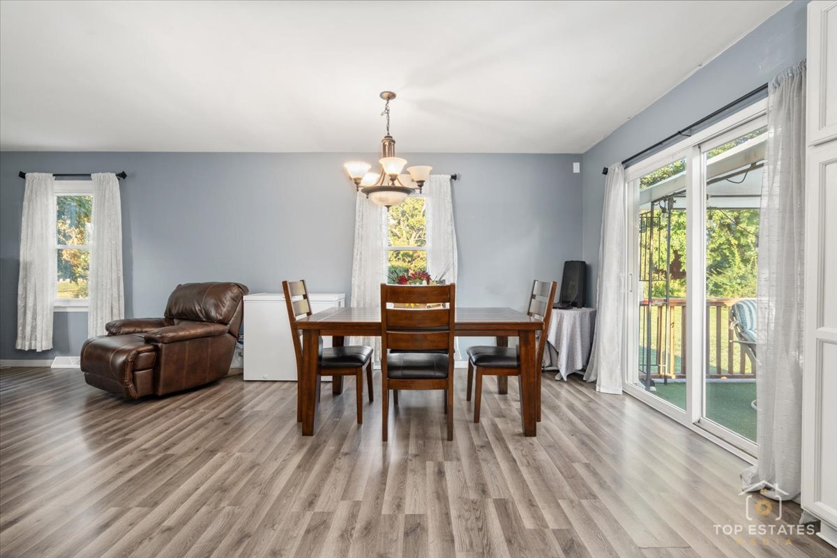 48W201 Keslinger Road, Maple Park, IL 60151