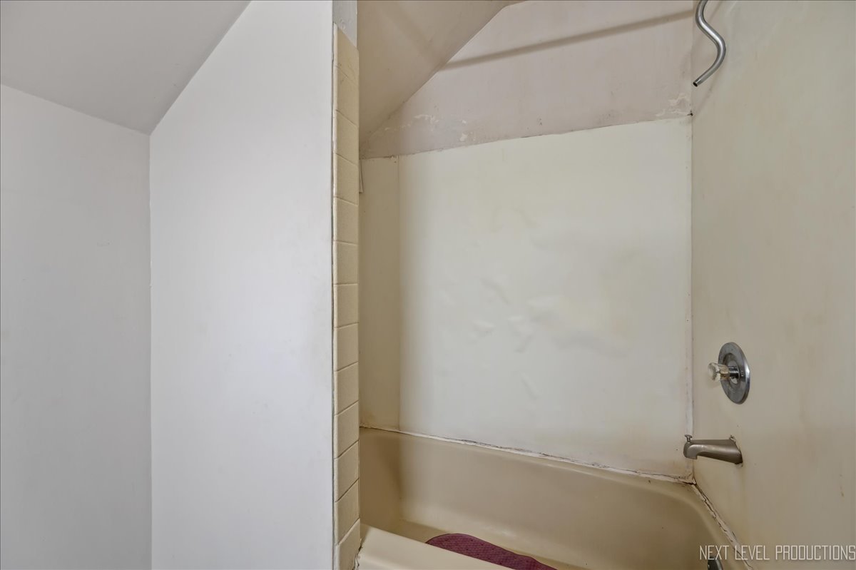 253 Church Street, West Chicago, IL 60185