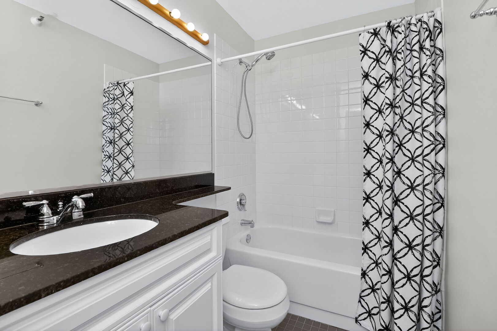 3660 N LAKE SHORE Drive #1603, Chicago, IL 60613