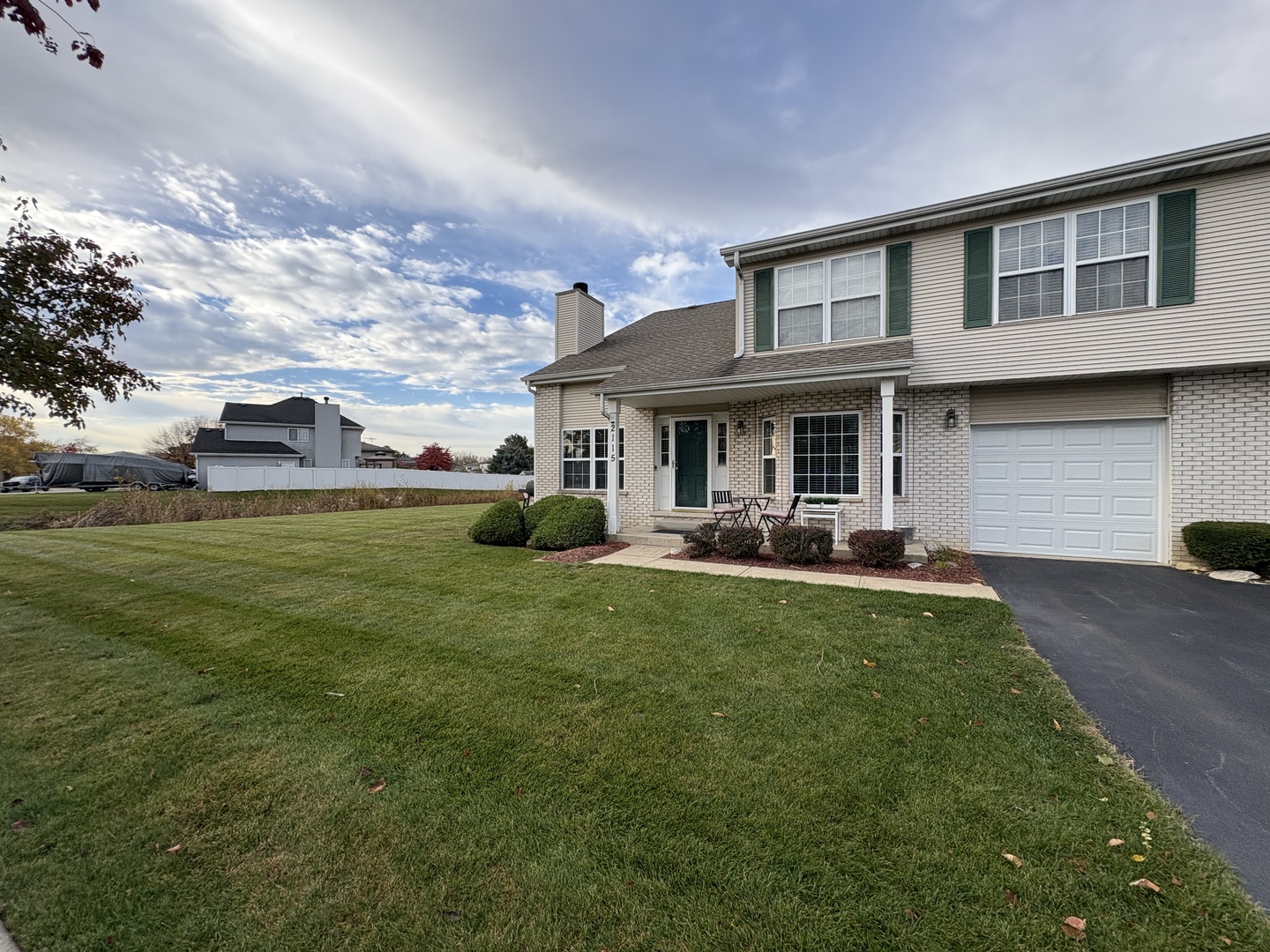 2115 Jasmine Drive, Crest Hill, IL 60403