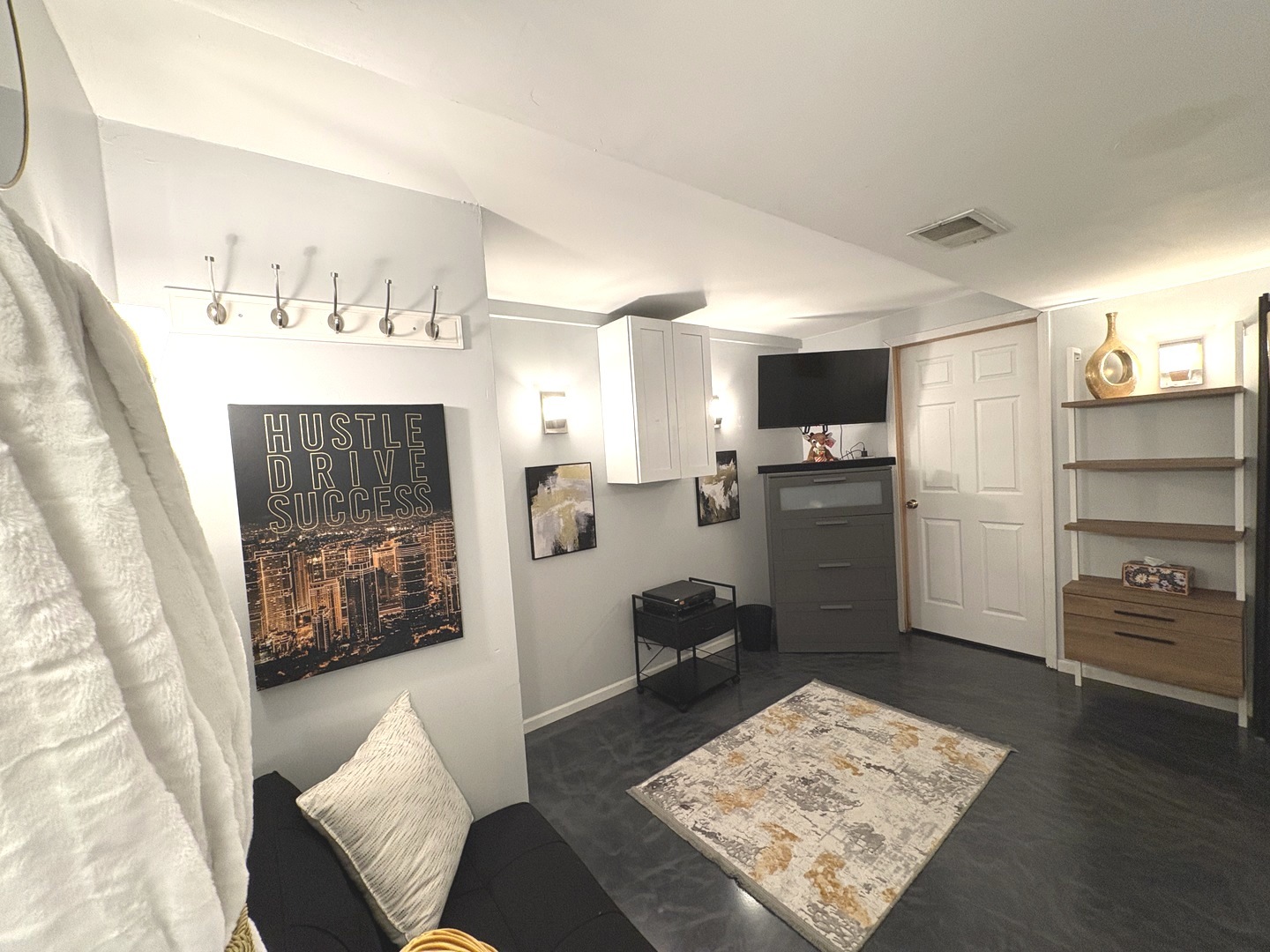 2115 Jasmine Drive, Crest Hill, IL 60403