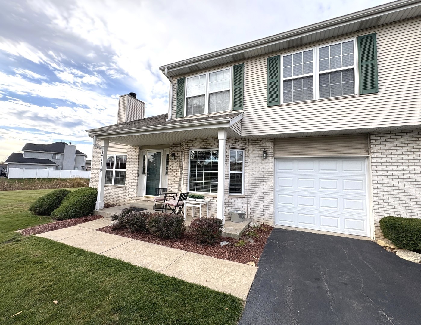 2115 Jasmine Drive, Crest Hill, IL 60403