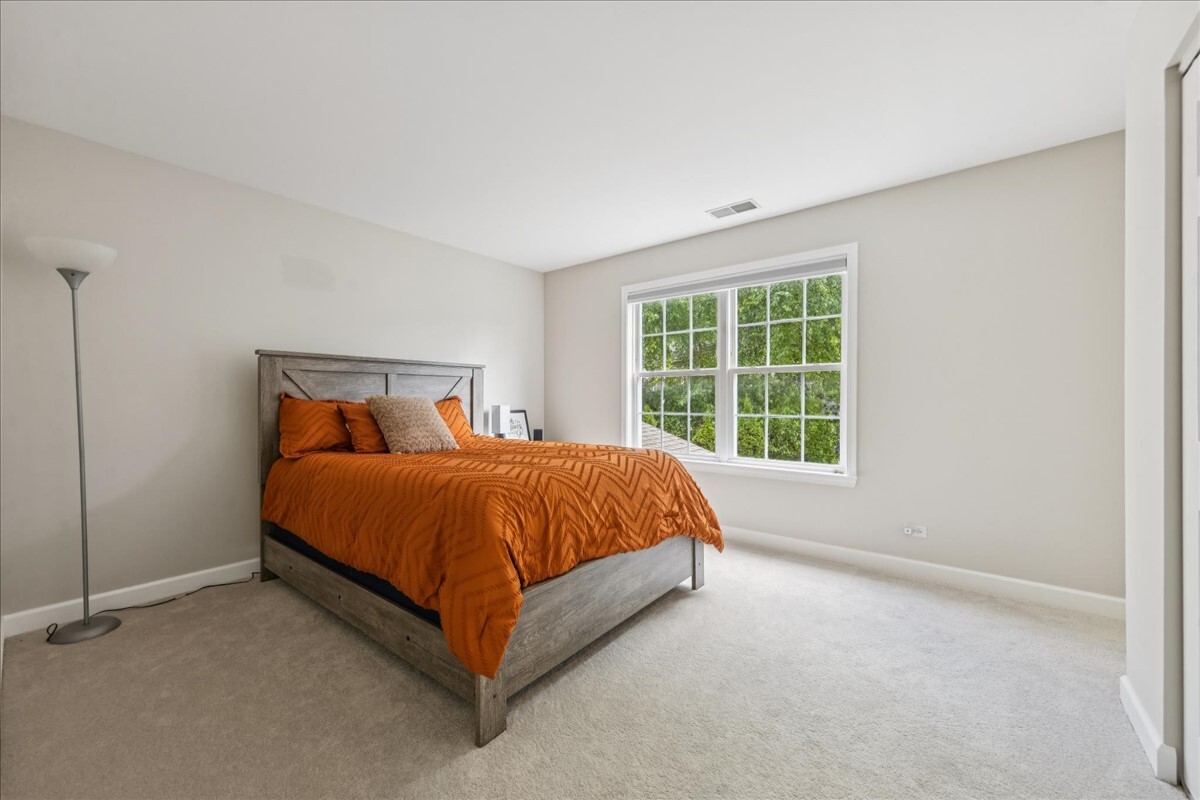 1432 Cascade Lane, Barrington, IL 60010