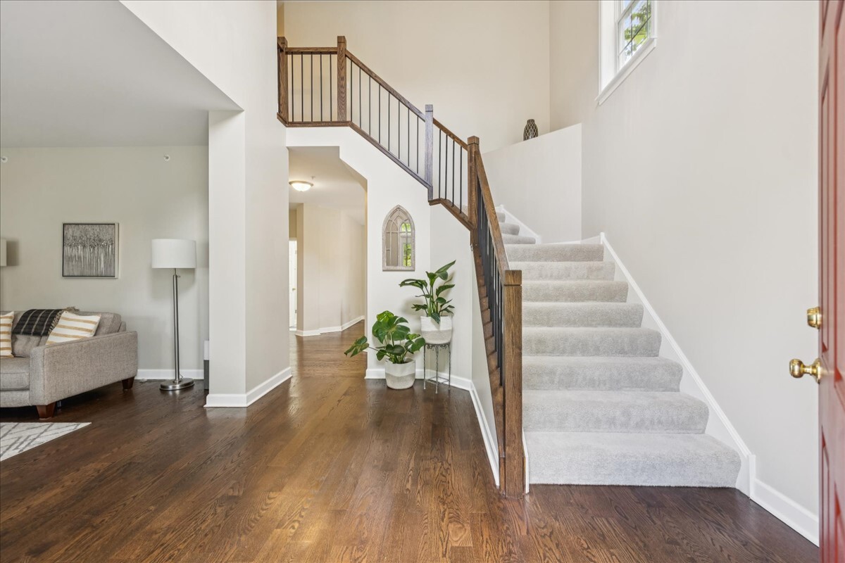 1432 Cascade Lane, Barrington, IL 60010