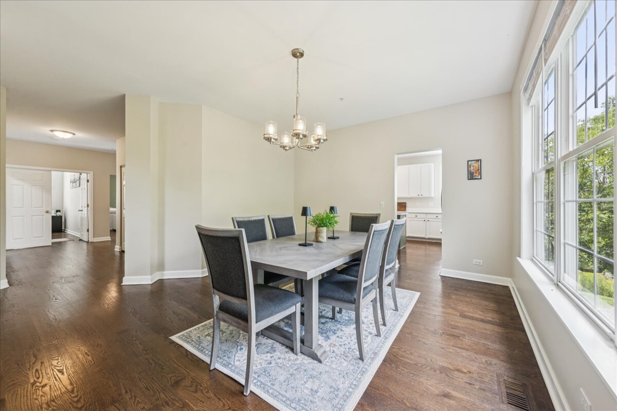 1432 Cascade Lane, Barrington, IL 60010