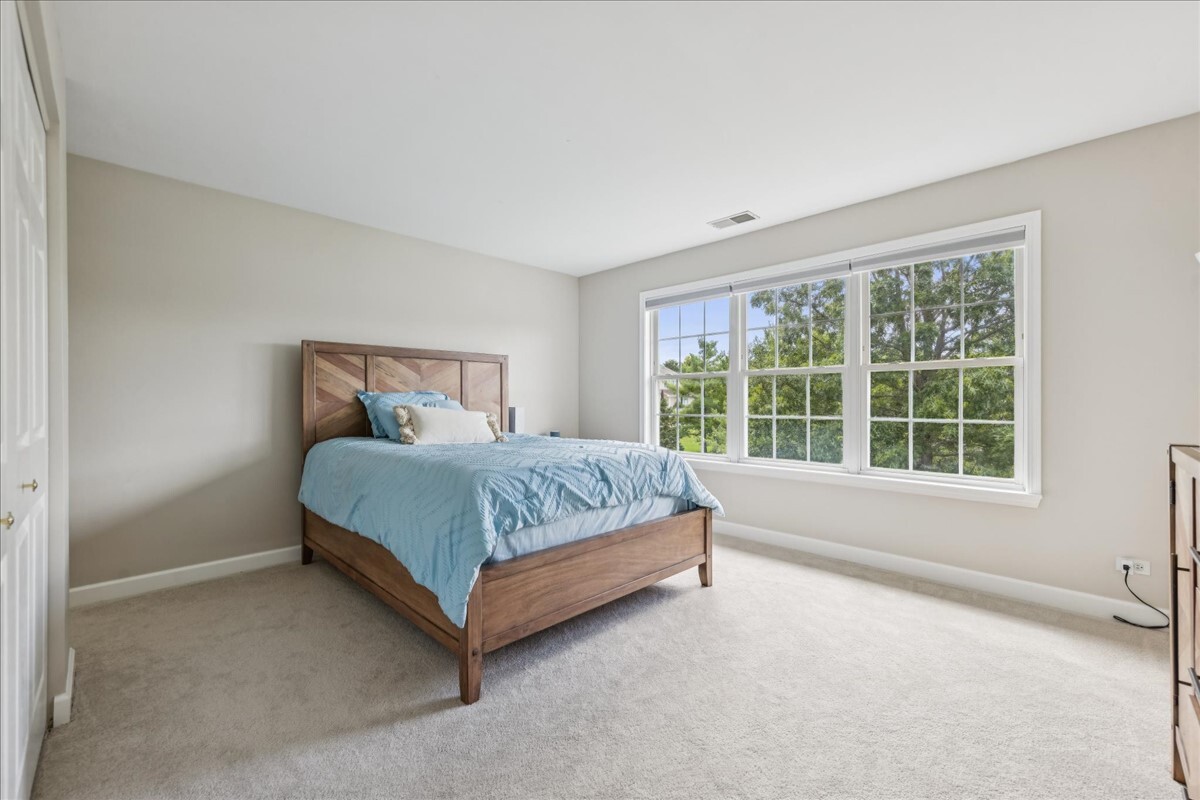 1432 Cascade Lane, Barrington, IL 60010