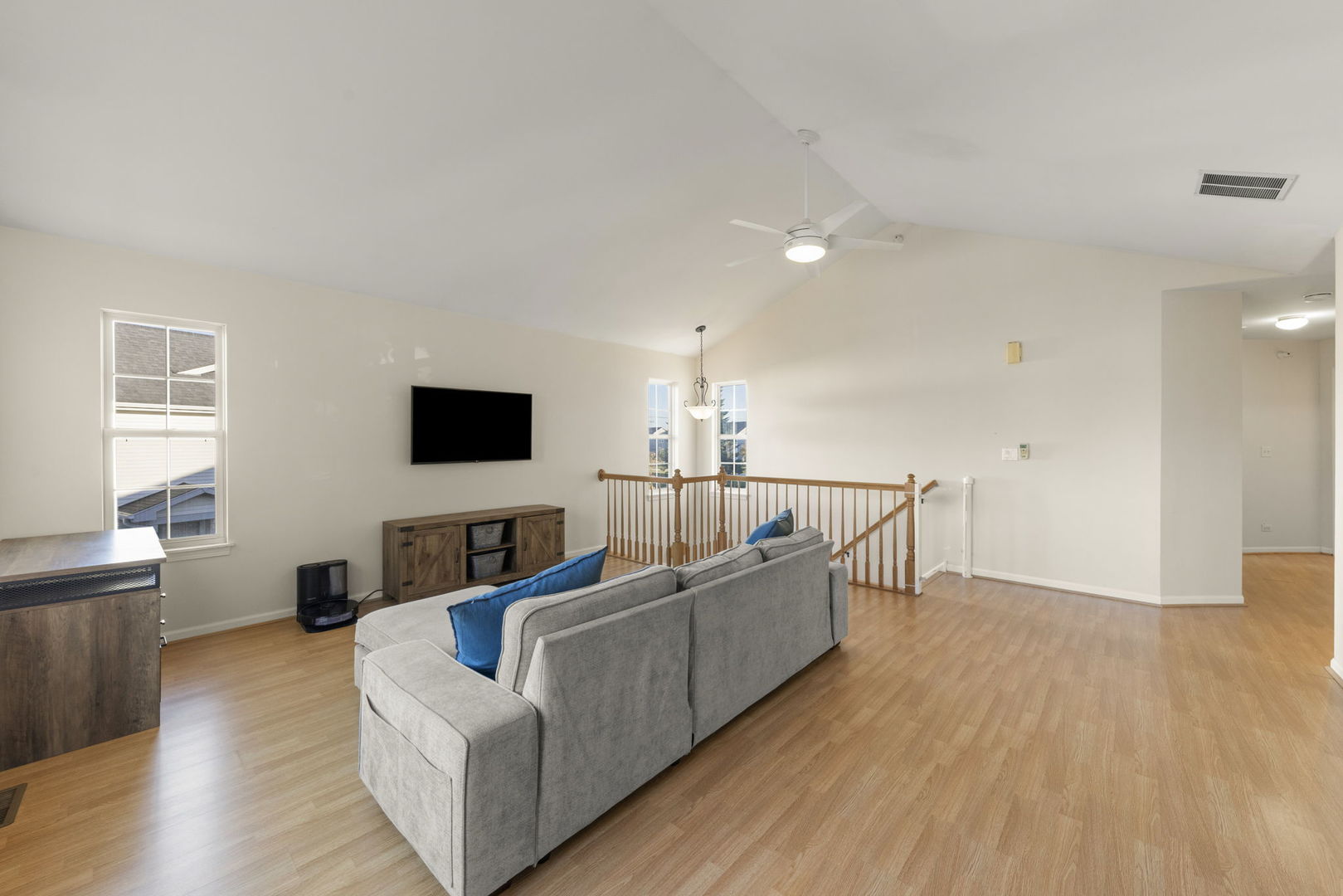 2513 Dickens Drive #2513, Aurora, IL 60503