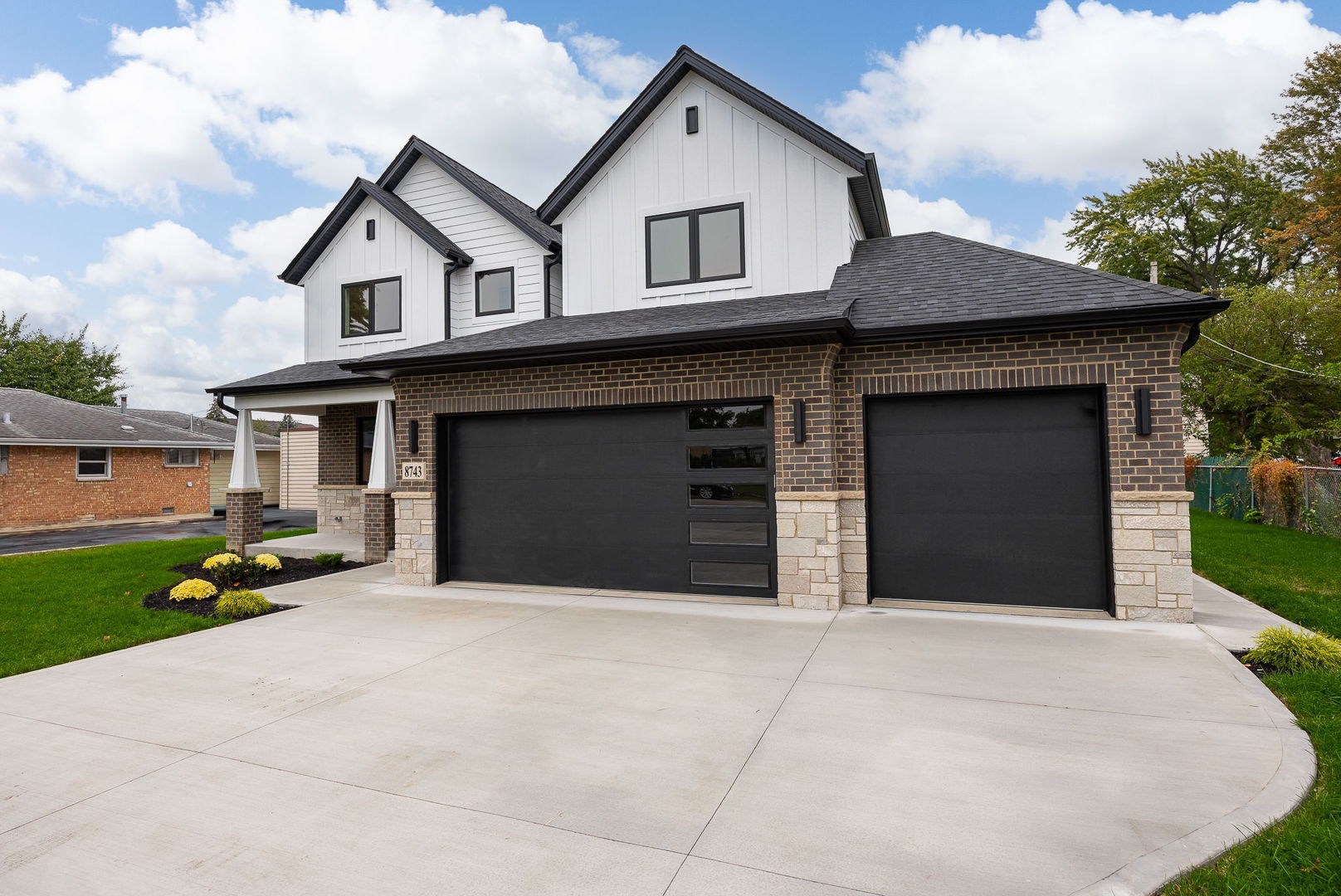 8743 Austin Avenue, Oak Lawn, IL 60453