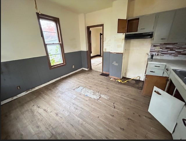 725 Davis Street, Rockford, IL 61107