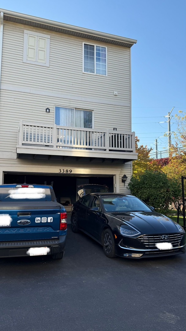 3389 Ravinia Circle, Aurora, IL 60504