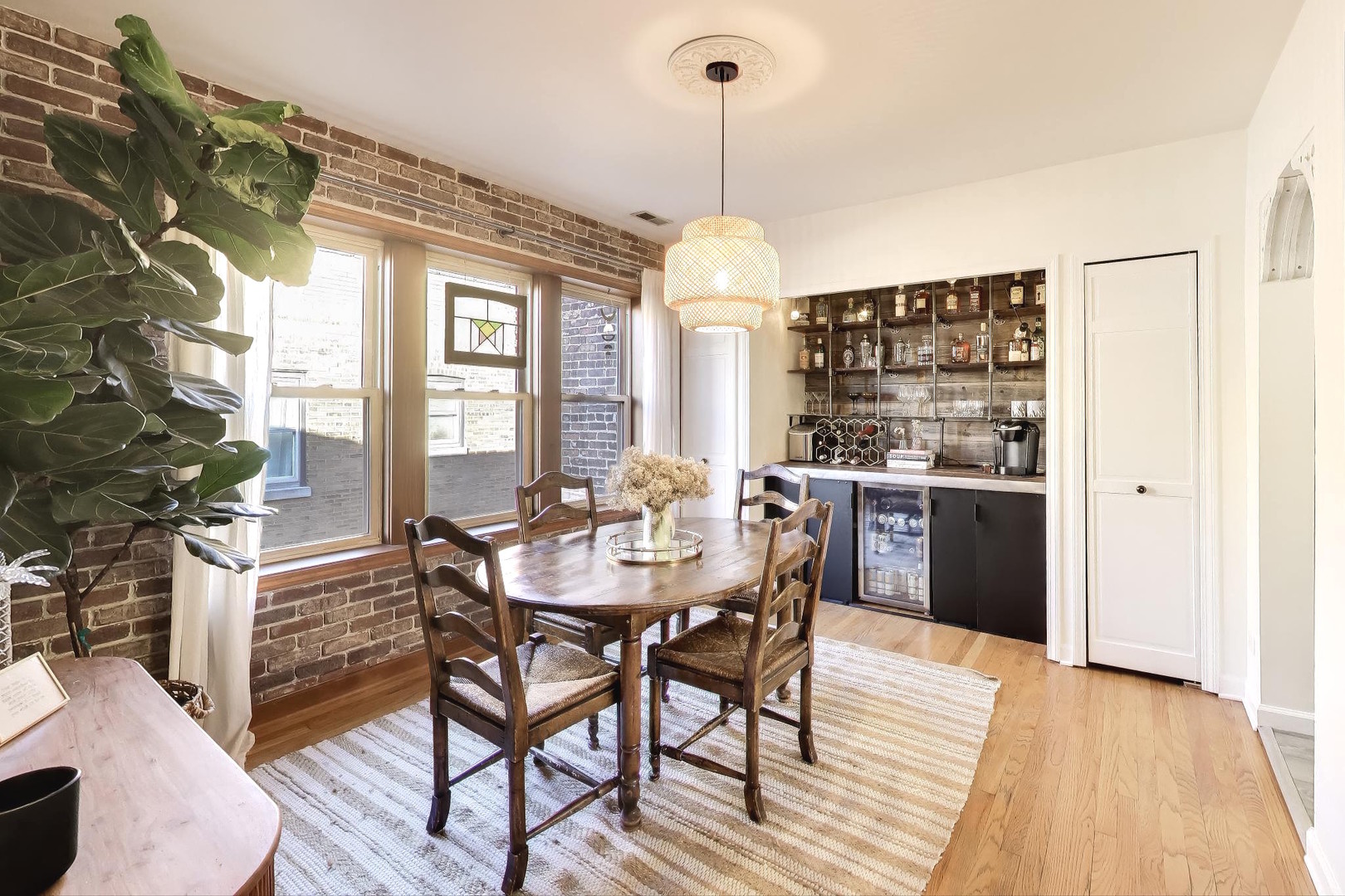 75 E Harris Avenue #3E, La Grange, IL 60525