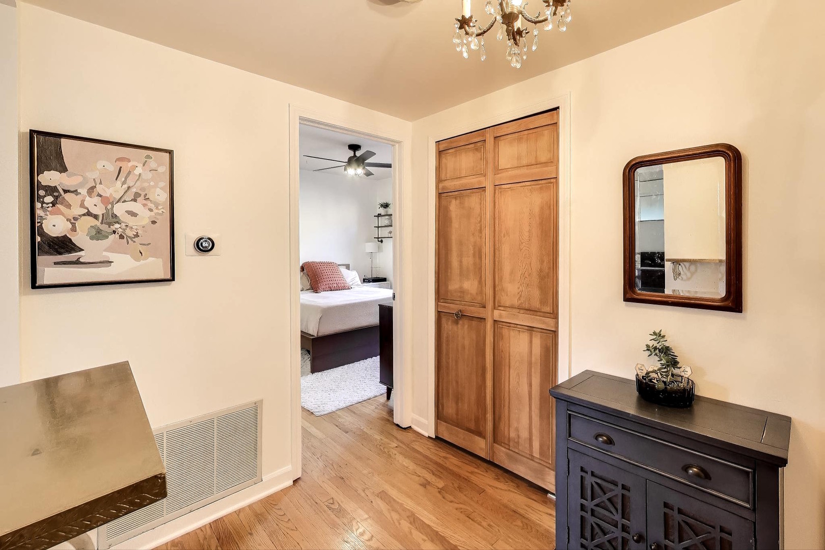 75 E Harris Avenue #3E, La Grange, IL 60525