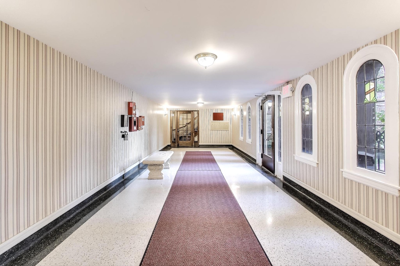 75 E Harris Avenue #3E, La Grange, IL 60525