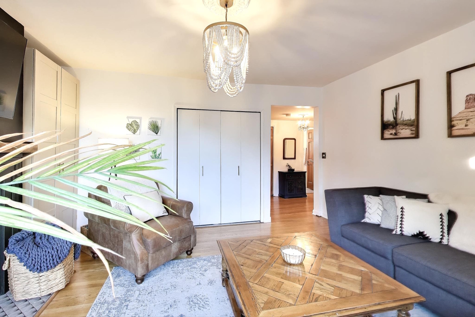 75 E Harris Avenue #3E, La Grange, IL 60525