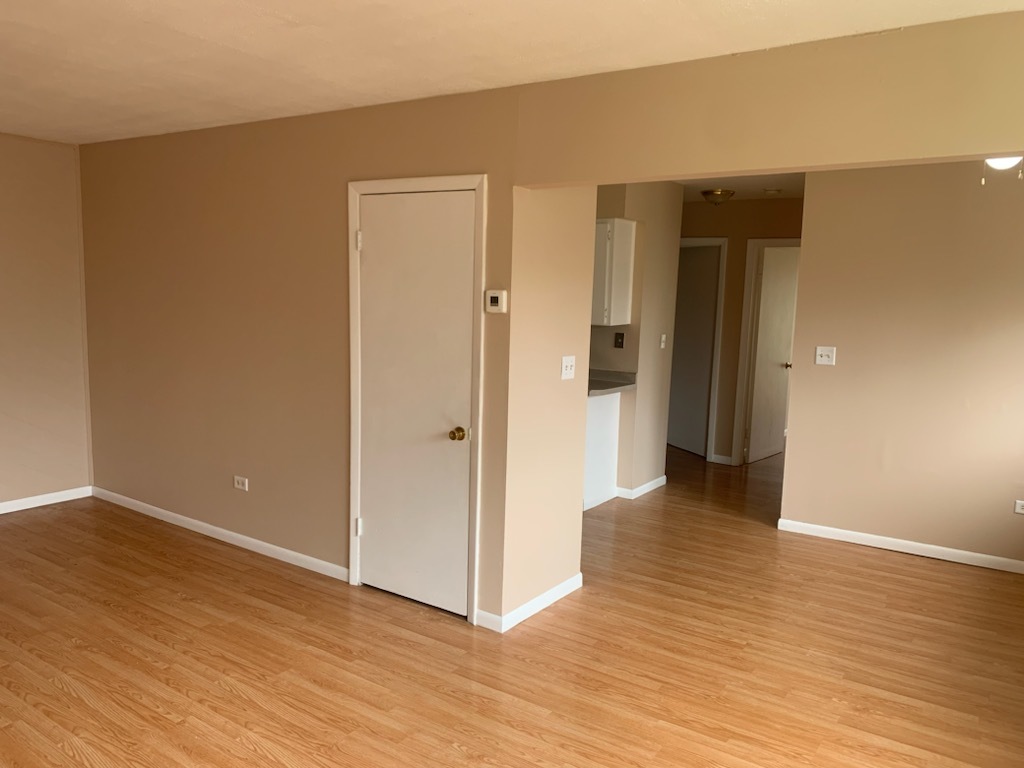 239 Northway Park Road #12, Machesney Park, IL 61115