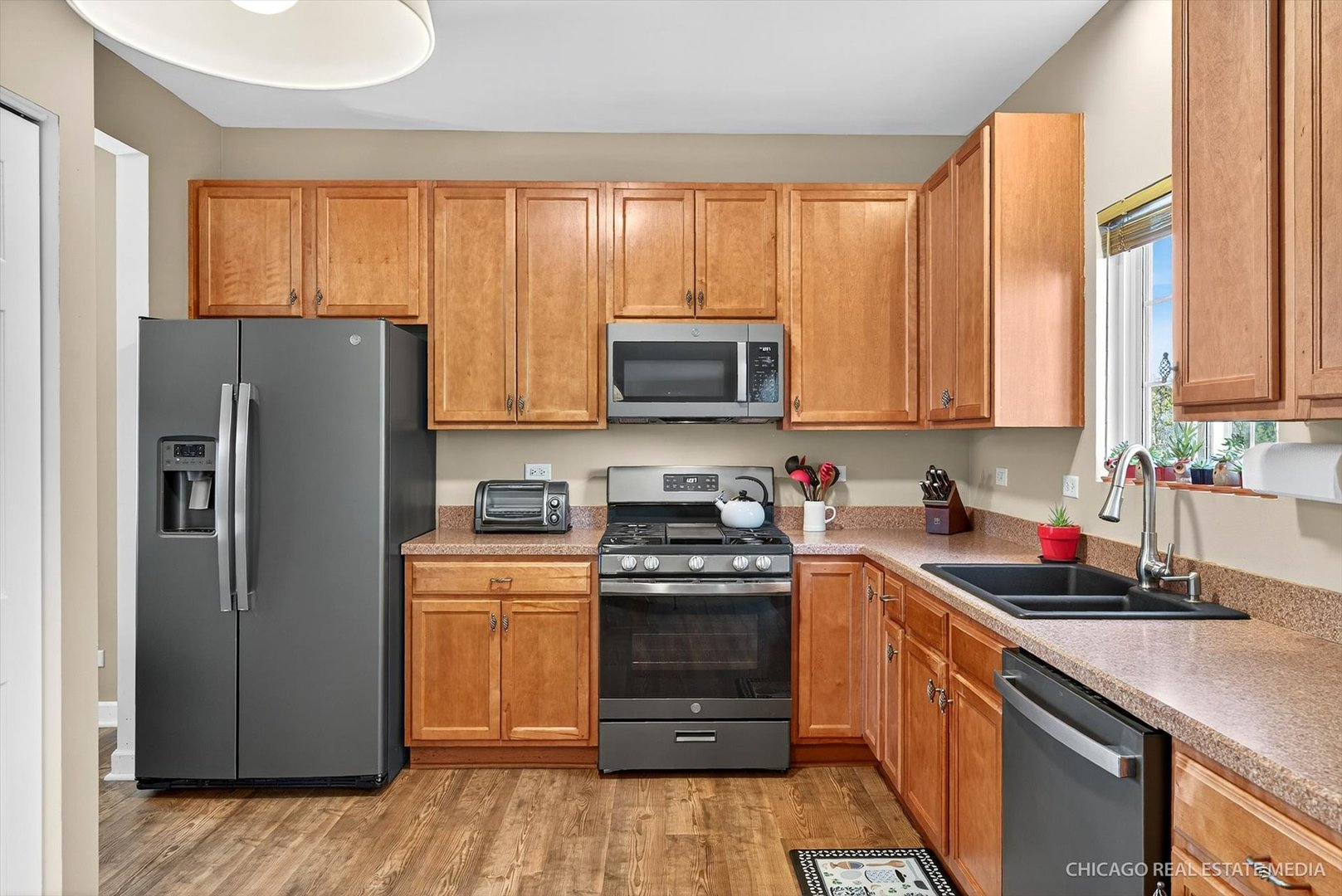 410 Brookhaven Trail, Pingree Grove, IL 60140