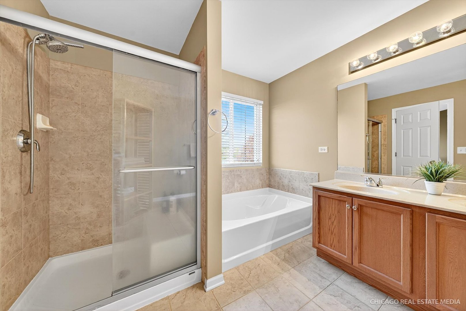 410 Brookhaven Trail, Pingree Grove, IL 60140