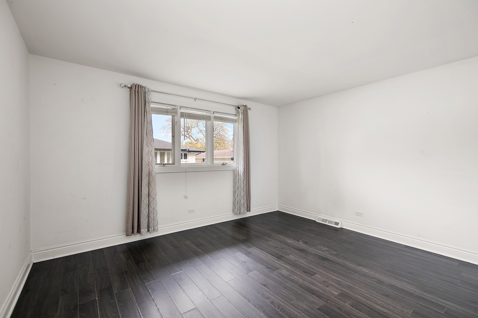 6220 W 129th Place, Palos Heights, IL 60463