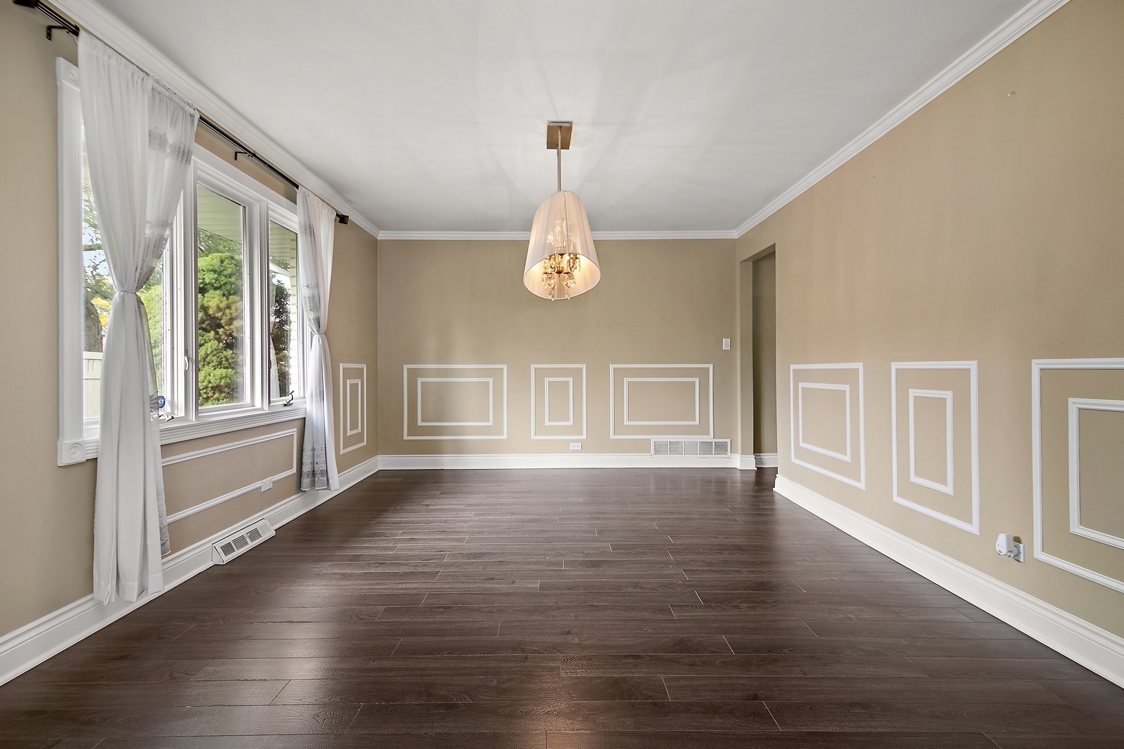 6220 W 129th Place, Palos Heights, IL 60463