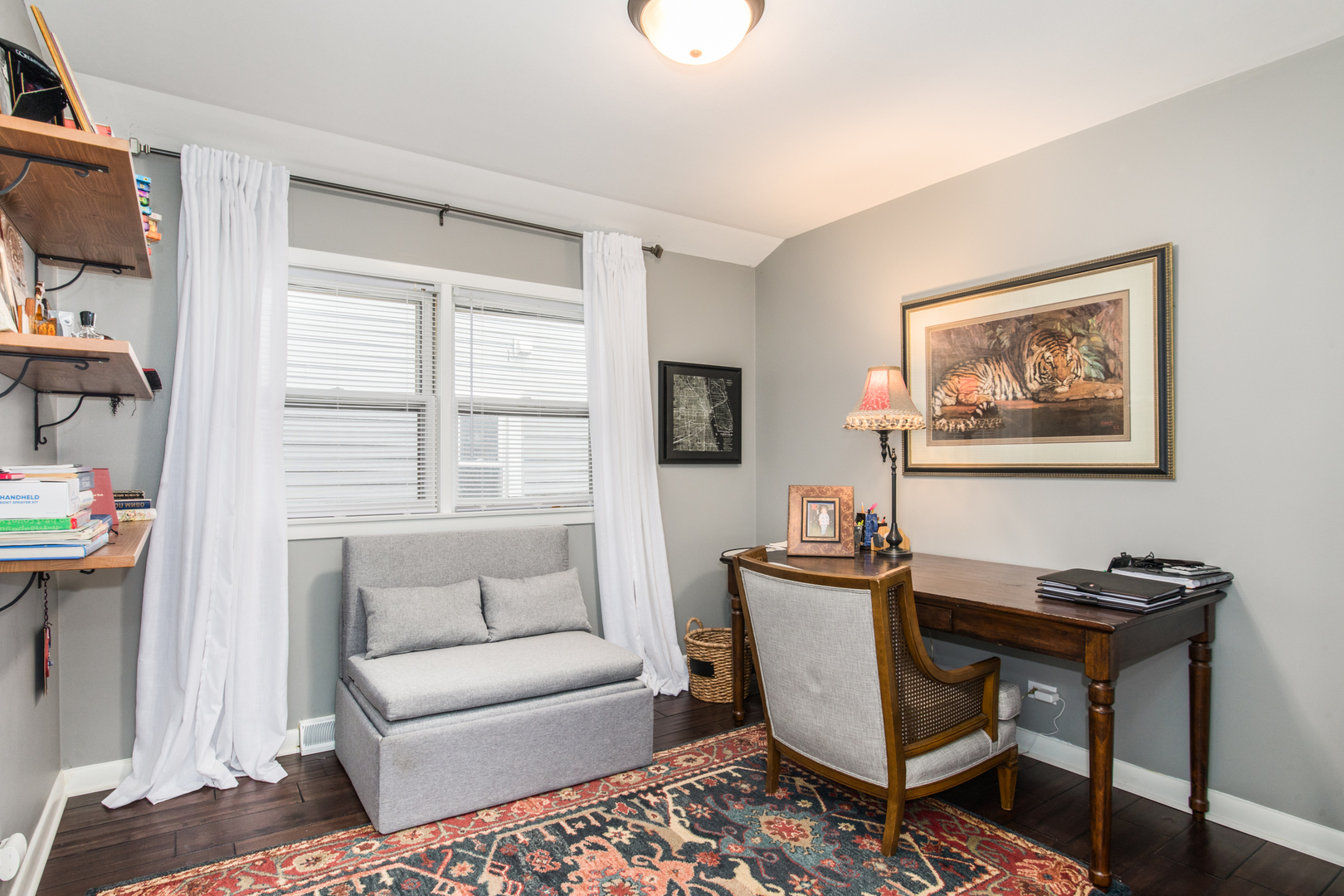 900 ROWE Avenue, Park Ridge, IL 60068