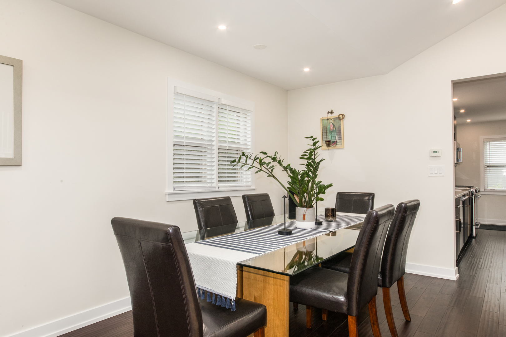 900 ROWE Avenue, Park Ridge, IL 60068