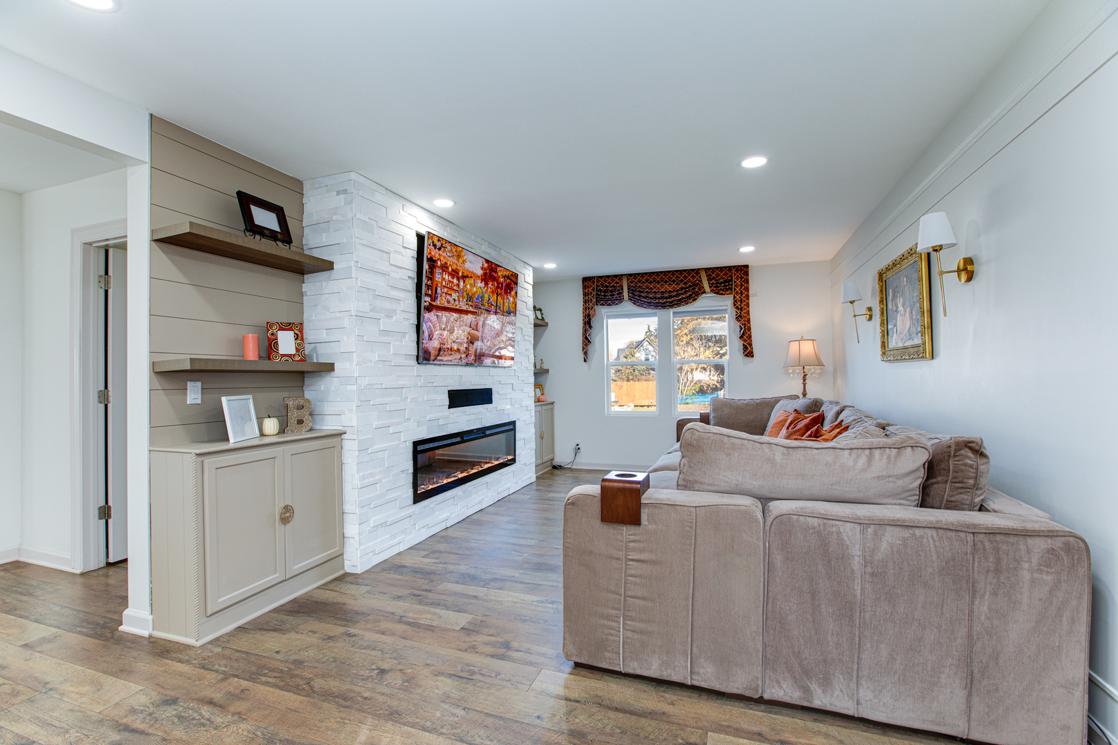 11 Bristol Ridge Road, Bristol, IL 60512