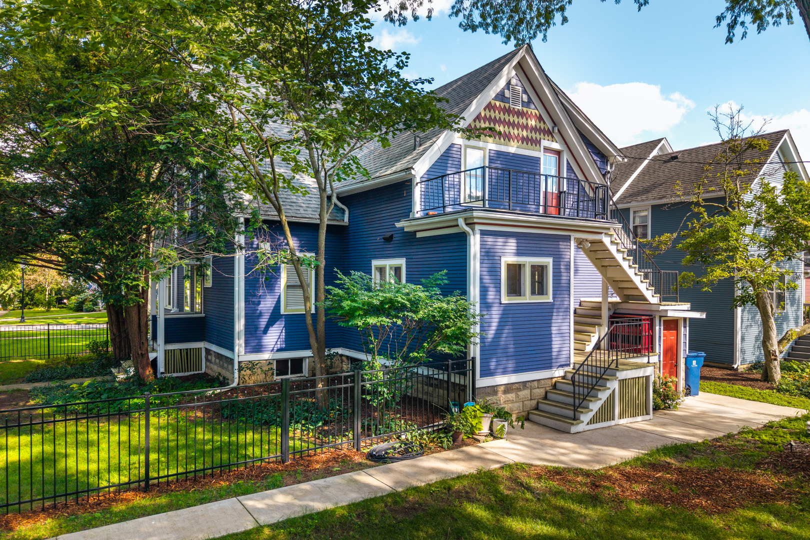 105 S Wright Street, Naperville, IL 60540