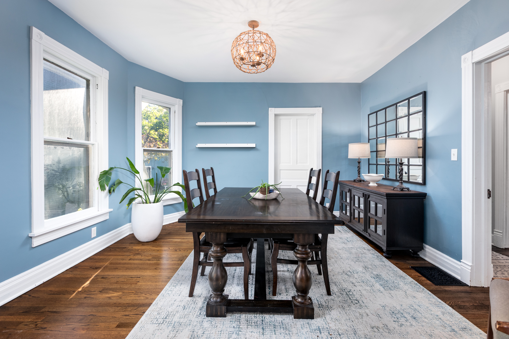 105 S Wright Street, Naperville, IL 60540