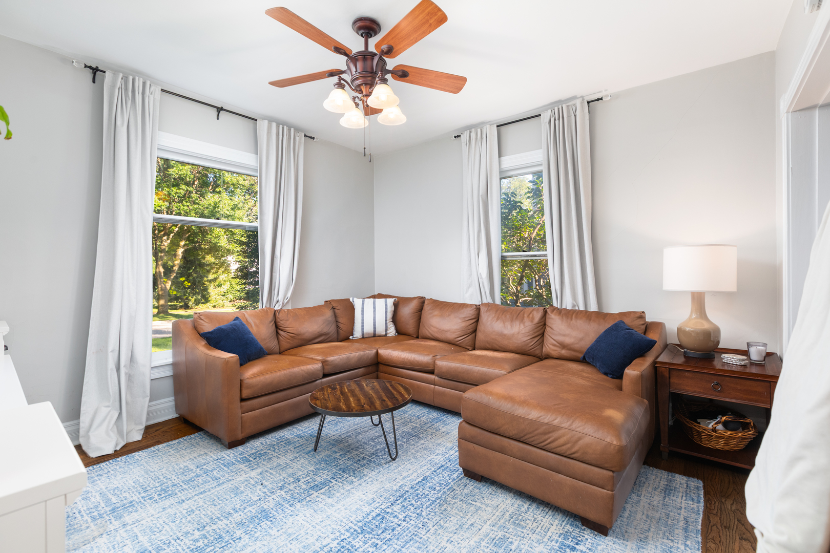 105 S Wright Street, Naperville, IL 60540