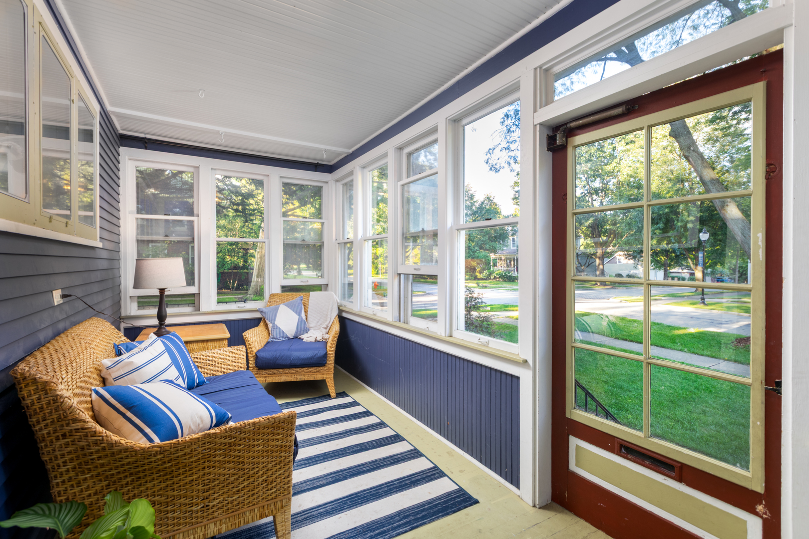 105 S Wright Street, Naperville, IL 60540