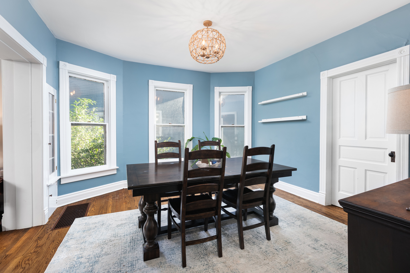 105 S Wright Street, Naperville, IL 60540