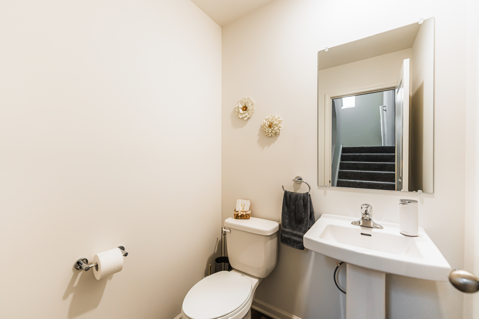 1053 Briar Glen Court, Hampshire, IL 60140