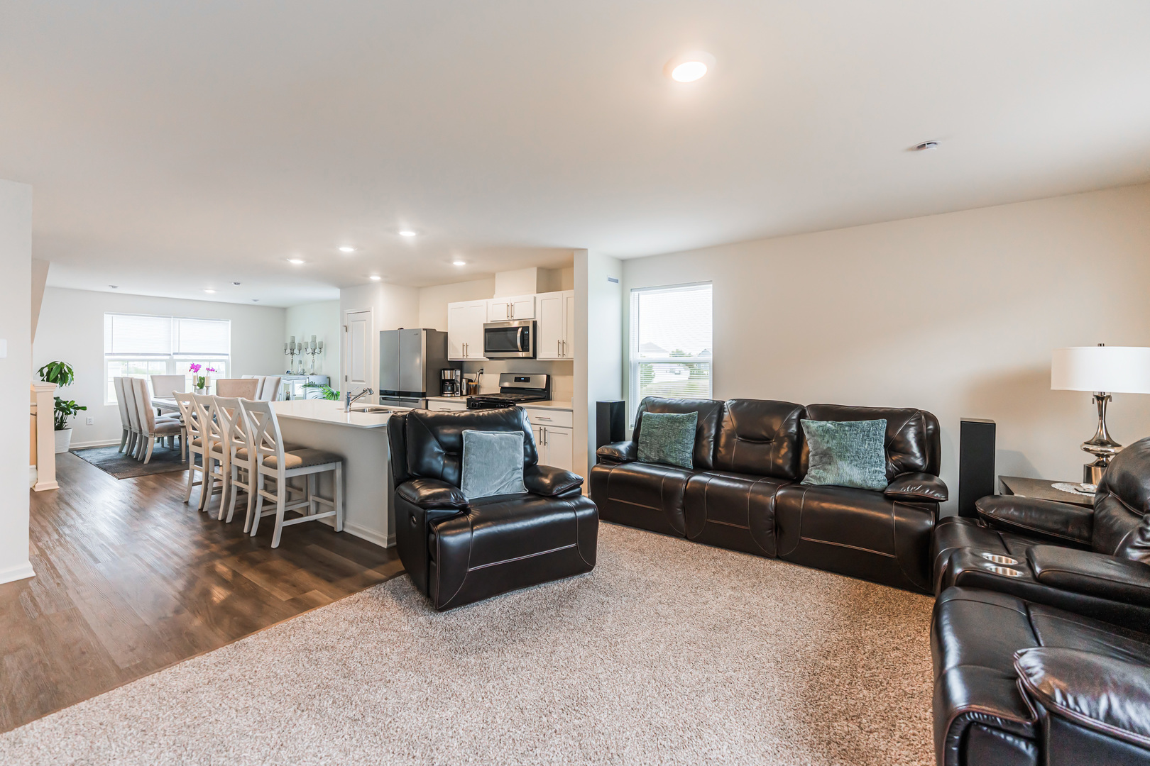 1053 Briar Glen Court, Hampshire, IL 60140