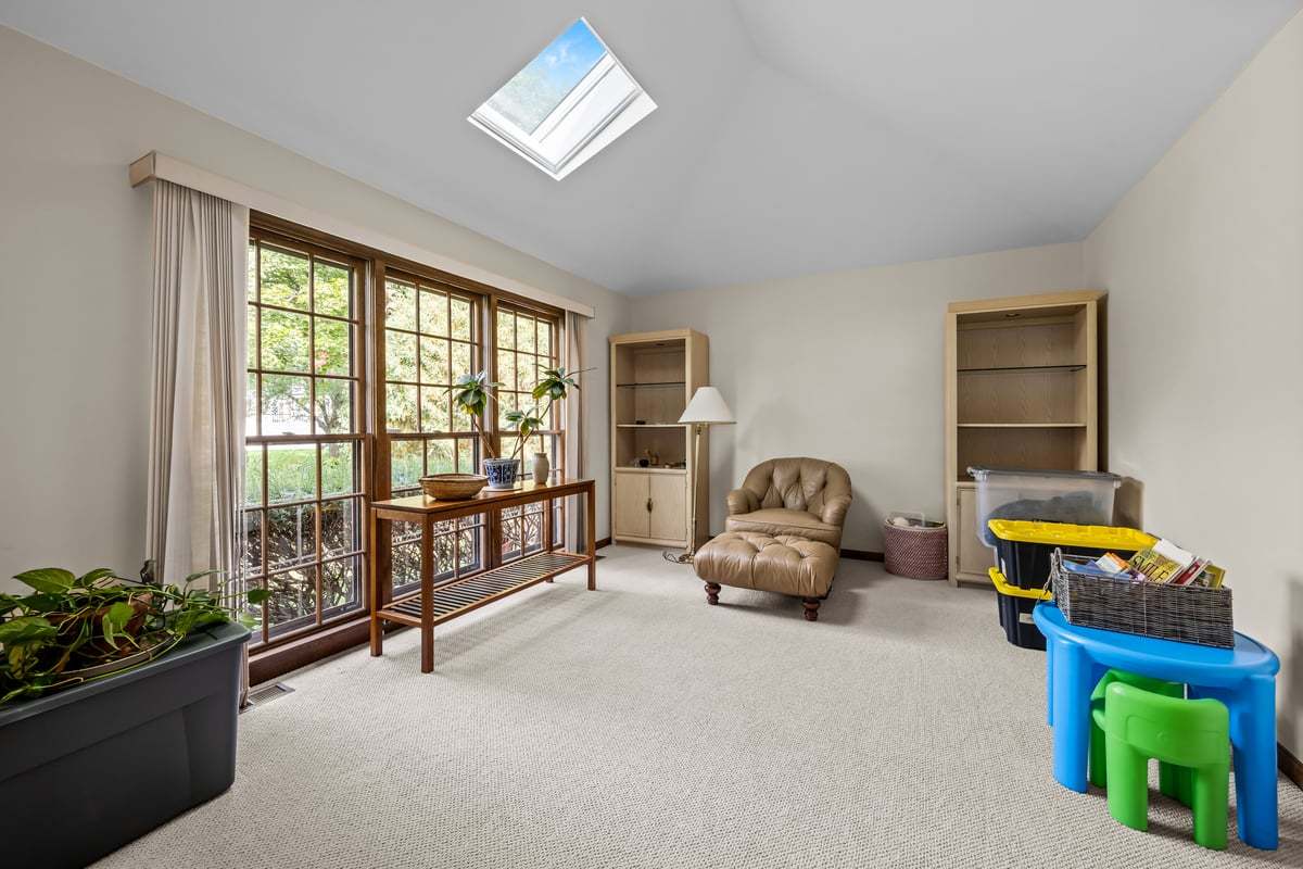 743 Arlington Avenue, Naperville, IL 60565