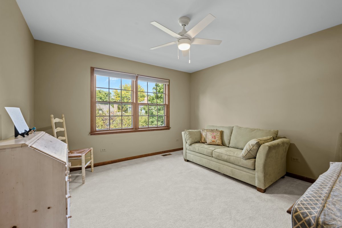 743 Arlington Avenue, Naperville, IL 60565