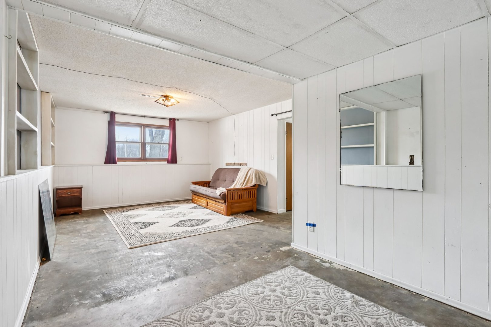 8091 Deer Drive, Hennepin, IL 61327