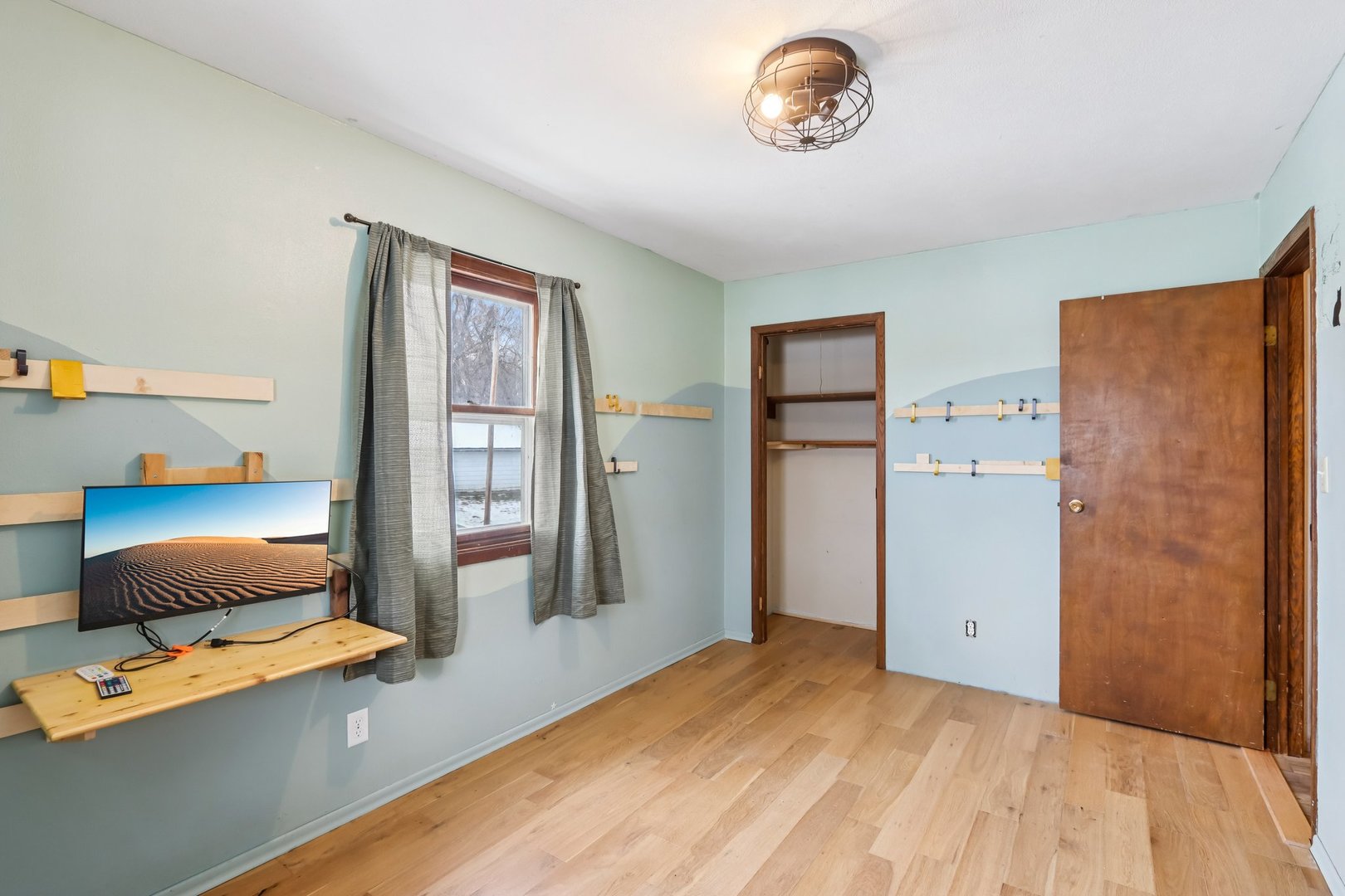 8091 Deer Drive, Hennepin, IL 61327