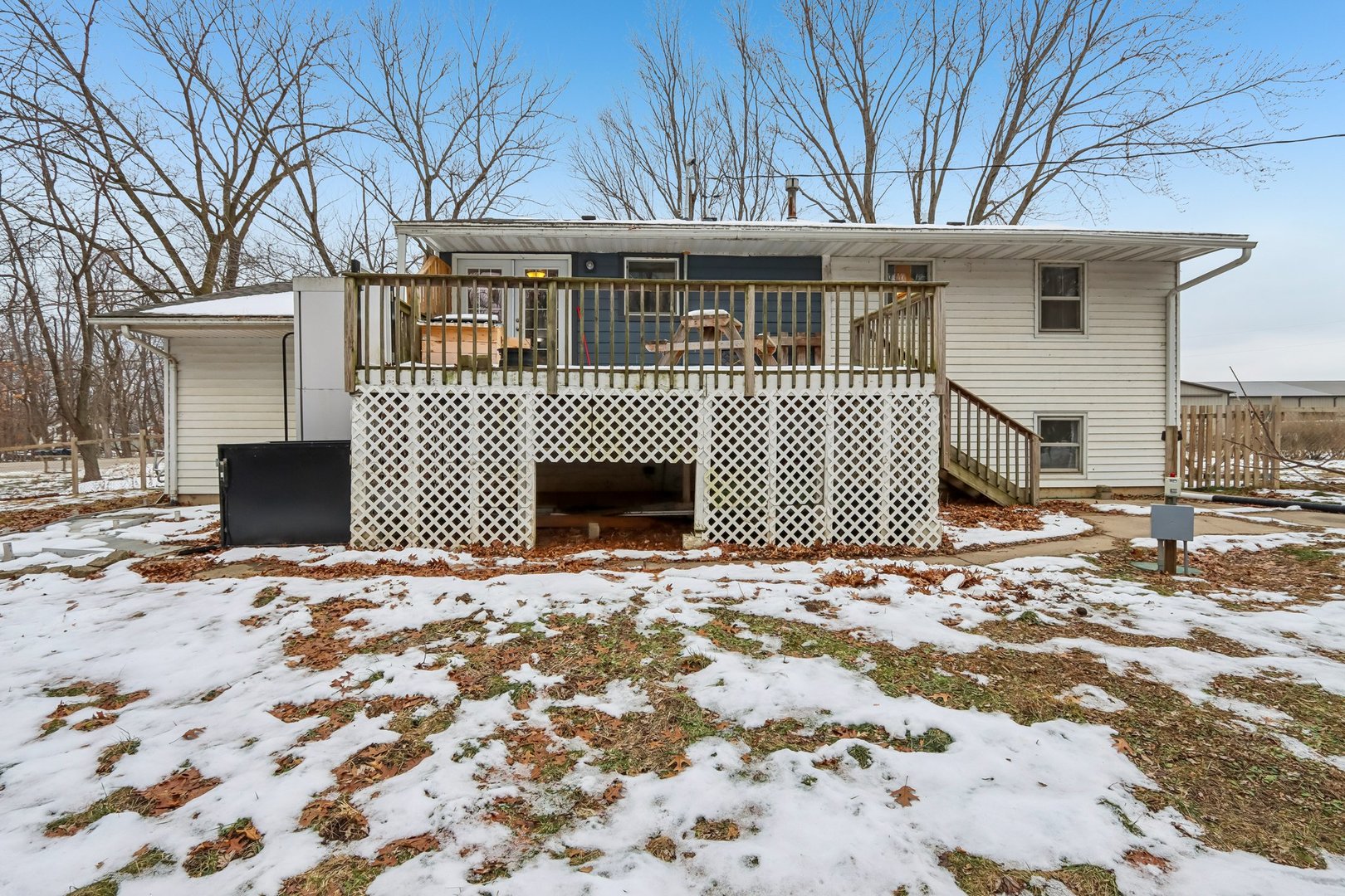 8091 Deer Drive, Hennepin, IL 61327